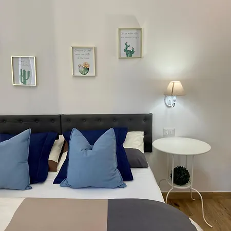 Menasihome